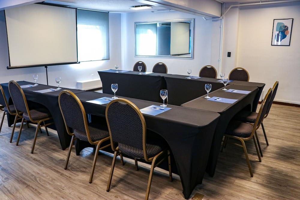 Palladium Business Hotel Монтевидео Экстерьер фото