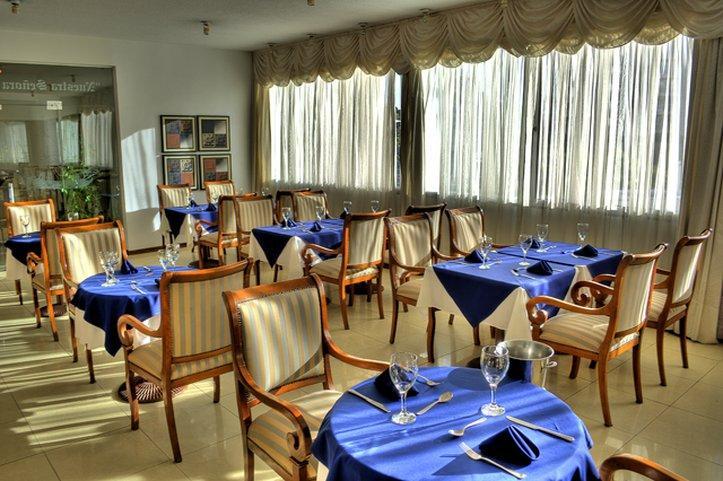 Palladium Business Hotel Монтевидео Ресторан фото